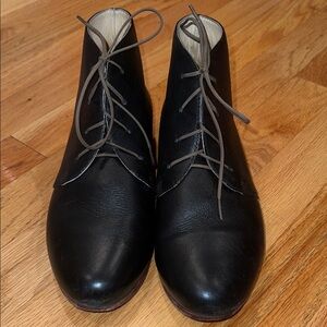 Nisolo Navy Blue Leather Lace-Up Ankle Boots